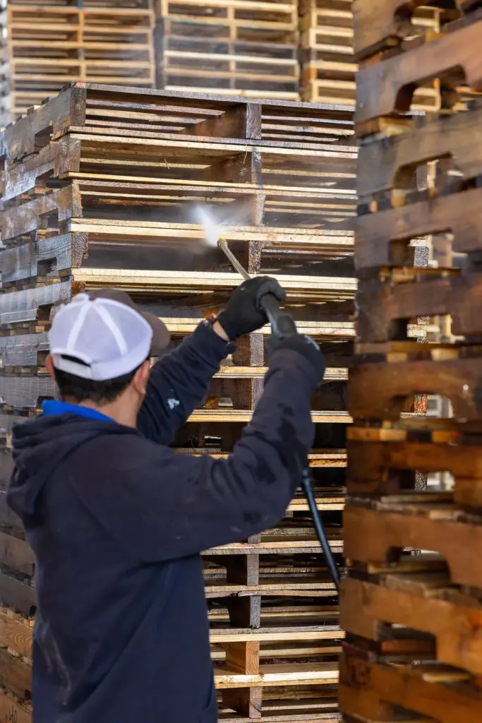 buy used pallets dallas